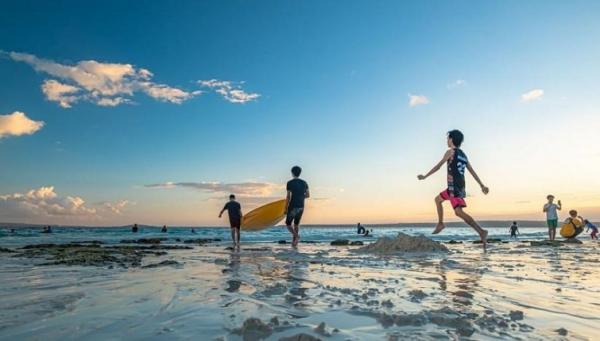 03- Pantai Padang Wisata Pantai di Padang (Foto: Instagram)