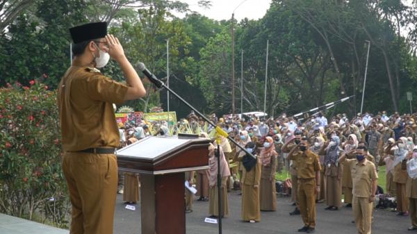 Wali Kota Bukittinggi, Erman Safar-1 Wali Kota Bukittinggi, Sumatera Barat (Sumbar), Erman Safar (Wahyu Sikumbang/MNC Portal)