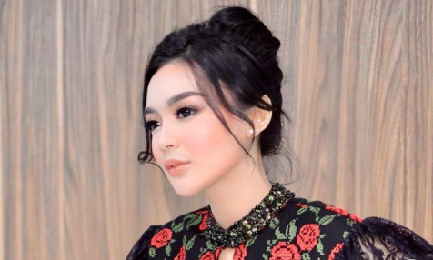 Profil Biodata Wika Salim Semakin Naik Daun Setelah Jadi Host Acara Koplo Superstar