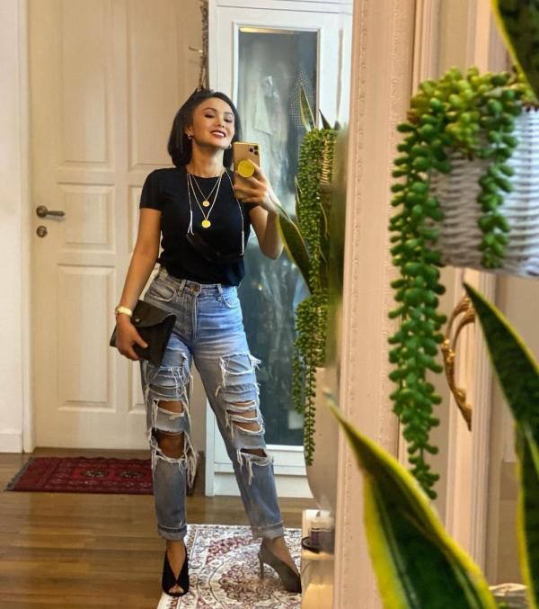 8C7C76E4 327A 4EAB BCDD 2A93A485F0B1