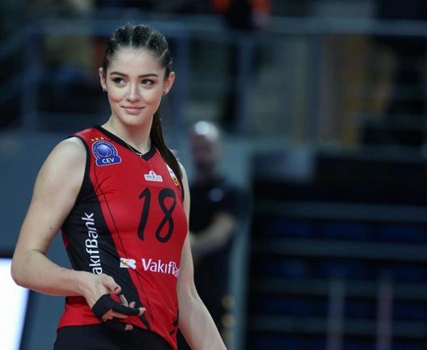 Zehra Gunes. (Foto: Instagram @zehragns18)