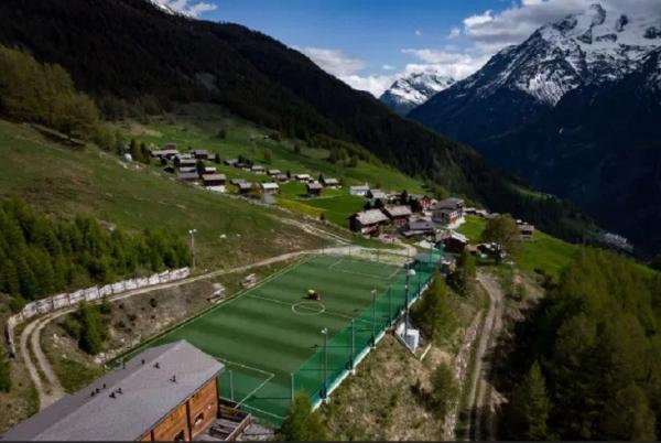 Wali Kota Medan Bobby Nasution (pakai batik) mengatakan pelaksanaan MTQ ke 54 Kota Medan akan digelar secara virtual (Foto : Istimewa)