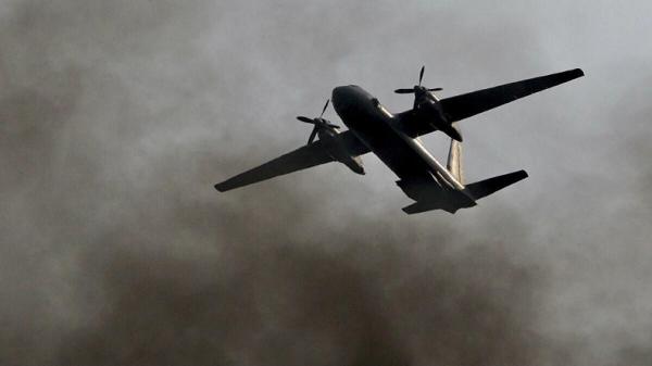 pesawat militer kazakhstan jatuh Pesawat militer Antonov An-26 yang jatuh saat mendarat di Almaty, Kazakhstan pada Sabtu (13/3/2021). (Foto: Sputnik News)