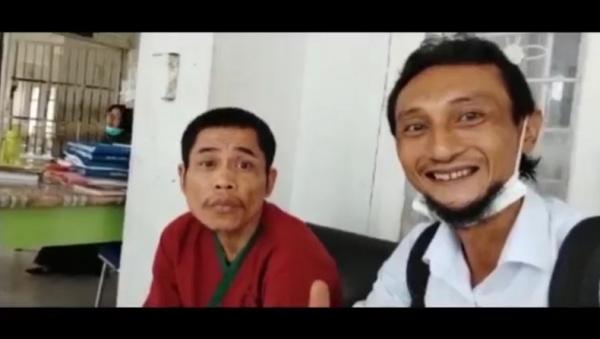 Pasien RSJ Aceh, Asep, yang diduga kuat polisi Pasien RSJ Aceh, Asep, yang diduga kuat personel Brimob Resimen II Kedung Halang, Bogor, yang hilang pascabencana tsunami Aceh tahun 2004 lalu. (Foto: Istimewa)