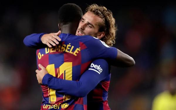 Griezmann dan Dembele Antoine Griezmann dan Ousmane Dembele (Foto: 90 Min)