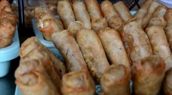 Lunpia Gang Lombok Semarang, Legenda Kuliner Satu Varian Rasa