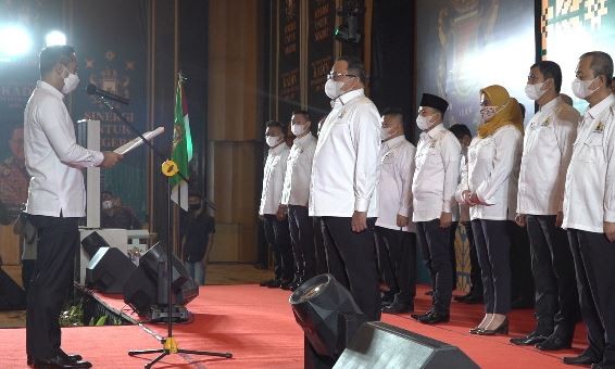 Wakil Ketua Umum Kamar Dagang dan Insutrsi (Kadin) Pusat Anindya Novyan Bakrie melantik pengurus Kadin Sumsel. (Foto: ist)
