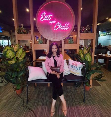 Chelsie Monica tampil dalam jaket pink. (Foto: IG)