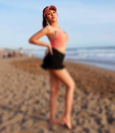 Lucinta di pantai pamer body goals. (Foto: IG)