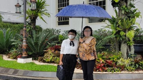 Menkeu Sri Mulyani dan Menlu Retno Marsudi. (Foto: IG/Smindrawati).