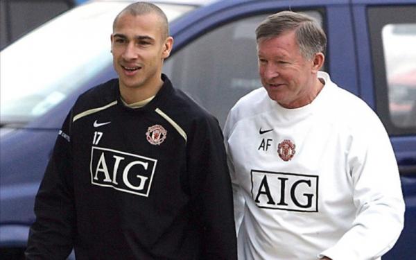 Henrik Larsson dan Sir Alex Ferguson di MU. (Foto: The Sun)