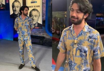 Reza Rahadian 3 Reza Rahadian dengan baju setelan.