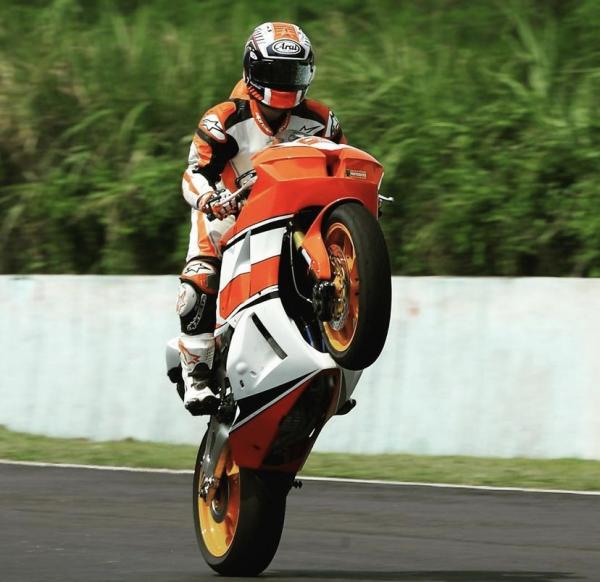 95A90433 D2BD 44A2 9726 8DA7D383FBC6