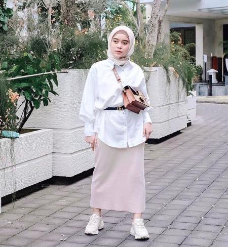 Gaya Chic Lesty Kejora.