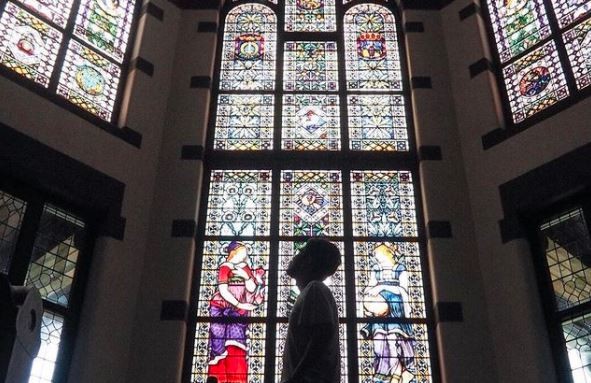 Kaca Petri Lawang Sewu di Kota Semarang yang ikonik. (Foto: Instagram)