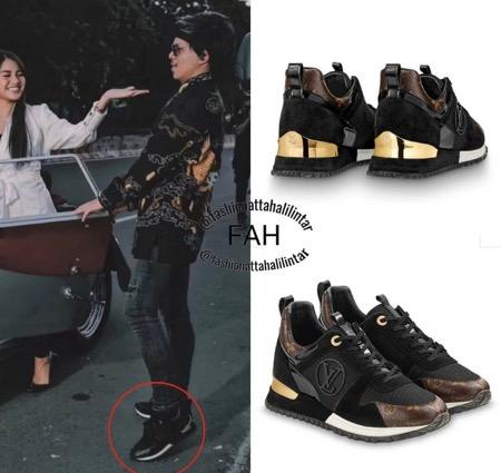 Atta sneakers LV Atta memakai sneakers dari LV.