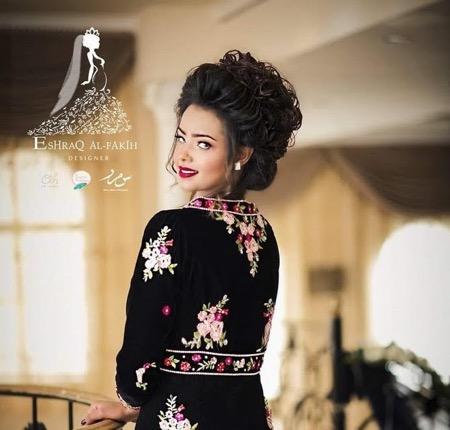 Entesar Al-Hammadi 2 Entesar Al-Hammadi dengan dress hitam.