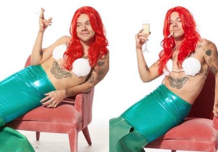 Harry Styles berdandan ala Putri Duyung.