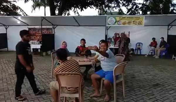 Watersport Kendari kini menjadi pusat kuliner Ramadan. (Foto: iNews.id/Mukhtaruddin)