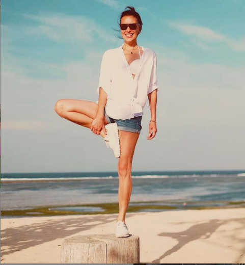 Sophia Latjuba terlihat bugar di usia 50 tahun. (Foto: Instagram/Sophia Latjuba)