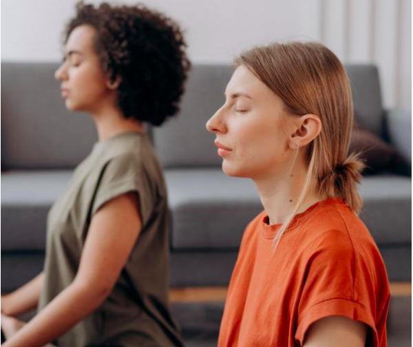 Meditasi untuk melupakan masa lalu. (Foto: dok Pink Villa)