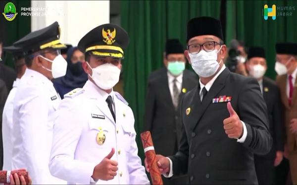 Lantik Bupati-Wakil Bupati Bandung dan Tasikmalaya, Ridwan Kamil Titip Keharmonisan
