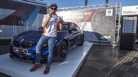 Marc Marquez 4 Marc Marquez bersama BMW M4 CS.