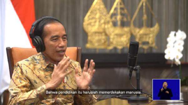 Jokowi podcast bareng Nadiem, Minggu (2/5/2021).