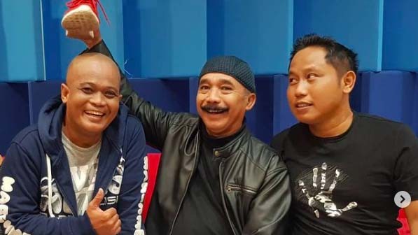 10 Sapri Pantu3 Sapri Pantun dan sahabat dekatnya. (Foto: Instagram)