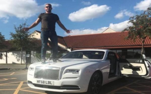 Billy Joe Saunders Roll Royce Foto: Istimewa