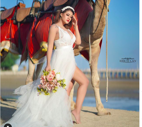 20 20 DJ Dea Alexa2 Gaya seksi DJ Dea Alexa. (Foto Instagram/Dea Alexa)