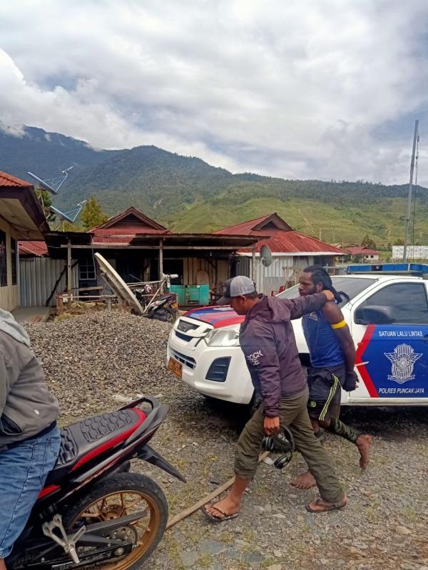 LW anggota teroris KKB yang ditangkap Satgas Nemangkawi. (Foto: Dispenad)