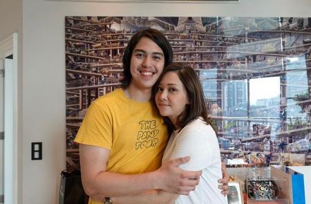 Maia bersama putranya El Rumi.