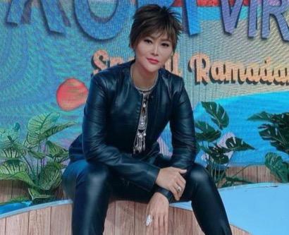 Inul boyish Tampil boyish.