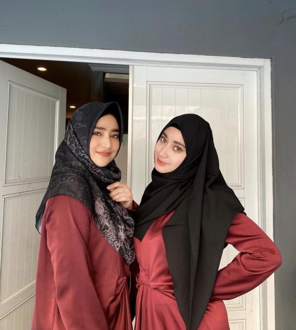 27 Cindy1 Cindy Fatikasari artis yang tenar di era 1990-an tetap terlihat cantik. (Foto: Instagram)