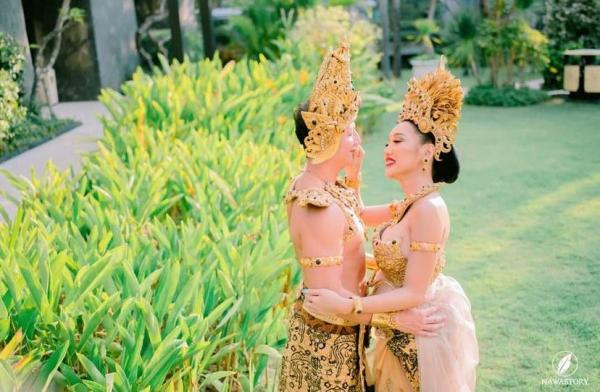 27 Lucinta Luna1 Lucinta Luna pamer foto-foto kehamilan bersama dengan pacar bulenya di Bali. (Foto: Instagram)