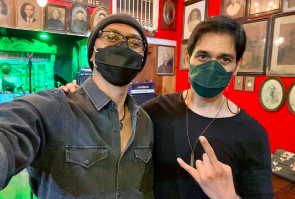 Pesona kegantengan abadi Tyo Nugros. (Foto: Instagram/Tyo Nugros)