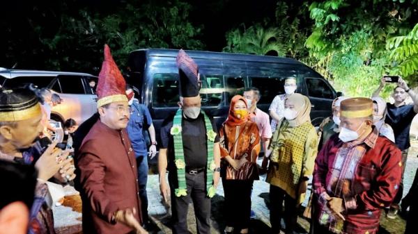 Ketua DPD La Nyalla Dukung Reboisasi Kawasan Bandara Toraja, Minta KKOP Diperhatikan<