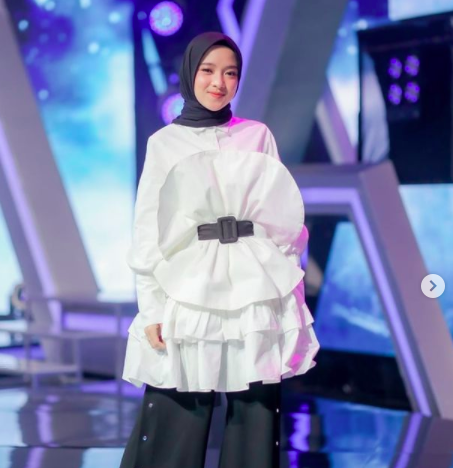 28 Nissa Sabyan Para artis cantik ini sempat dituding sebagai pelakor. (Foto: Instagram)