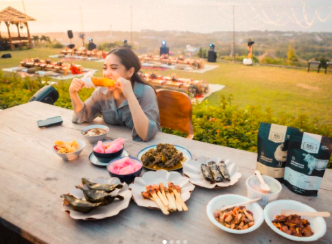 Screen Shot 2021 06 01 At 07 16 15 Nagita Slavina yang hamil anak kedua menikmati babymoon bersama Raffi Ahmad dan Rafathar di Bali. (Foto: Instagram/Nagita)