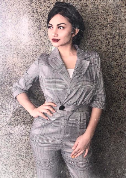 06 Ariel Tatum Blazer Artis Punya Bibir Seksi Tanpa Operasi. (Foto: Instagram)