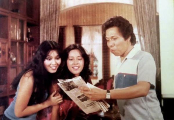 Gaya seksi Eva Arnaz, artis seksi era 1980-an yang membuat hati lelaki bergetar. (Foto: Instagram)