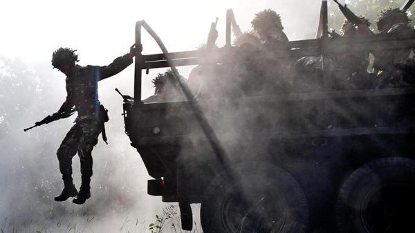 08 Sindo Marinir Kejar 2 Prajurit TNI AL dari Koprs Marinir. (Foto: Istimewa).