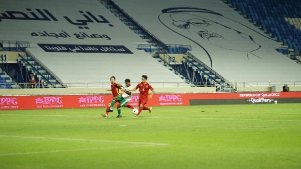 Timnas Indonesia dibantai Vietnam 4-0 di matchday ketujuh Kualifikasi Piala Dunia 2022 zona Asia. Empat gol Vietnam semua dicetak di babak kedua. (foto: PSSI)