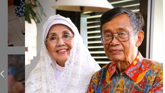 18 Nani Wijaya Dan Ajip Deretan Artis Kehilangan Anak. (Foto: Instagram)