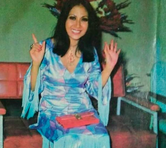 Screen Shot 2021 06 20 At 18 59 02 Titiek Puspa dari masa ke masa selalu terlihat ceria, cantik, dan memiliki gaya khas. (Foto: Instagram)