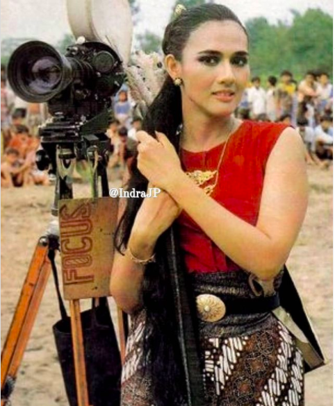 Rini pada era 1983. (Foto: Instagram)