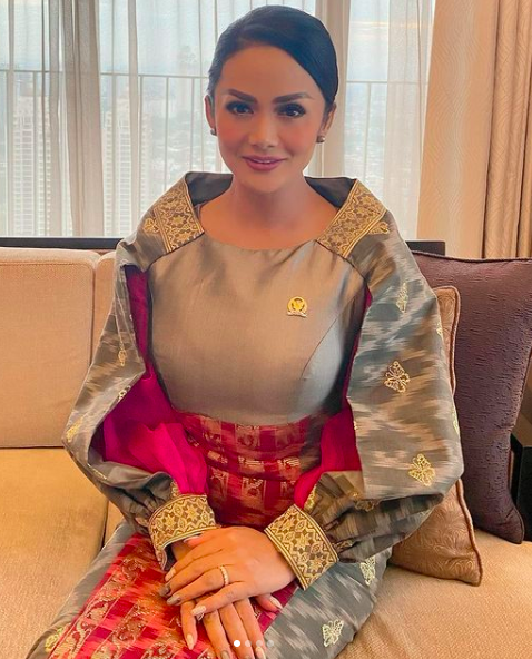 Screen Shot 2021 06 25 At 19 05 53 Krisdayanti mewakilil PDIP di DPR. (Foto: Instagram)