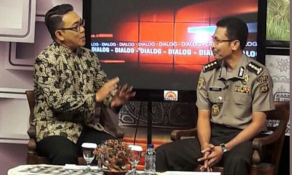 Brigjen Pol Jawari (kanan) saat masih berpangkat kombes dan berdinas di Polda Bali. (Foto: Polda Bali).