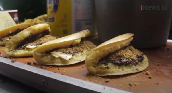 Video Martabak Piring Jadi Salah Satu Kuliner  Favorit di Medan 